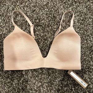 SKIMS -NWT- Wireless Form T-Shirt Demi Bra - Mica - 32D